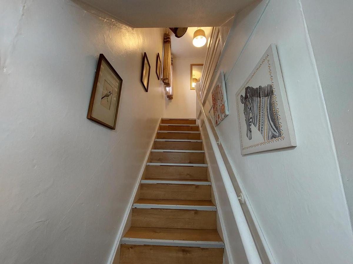 Lovely 2-Bed House In The Heart Of Woodhouse Leeds Leeds  Luaran gambar
