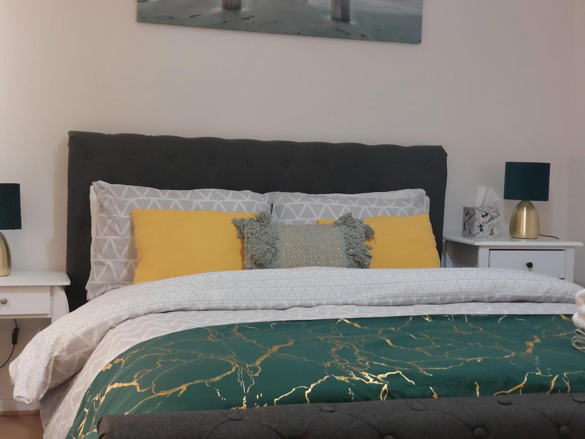 Lovely 2-Bed House In The Heart Of Woodhouse Leeds Leeds  Luaran gambar
