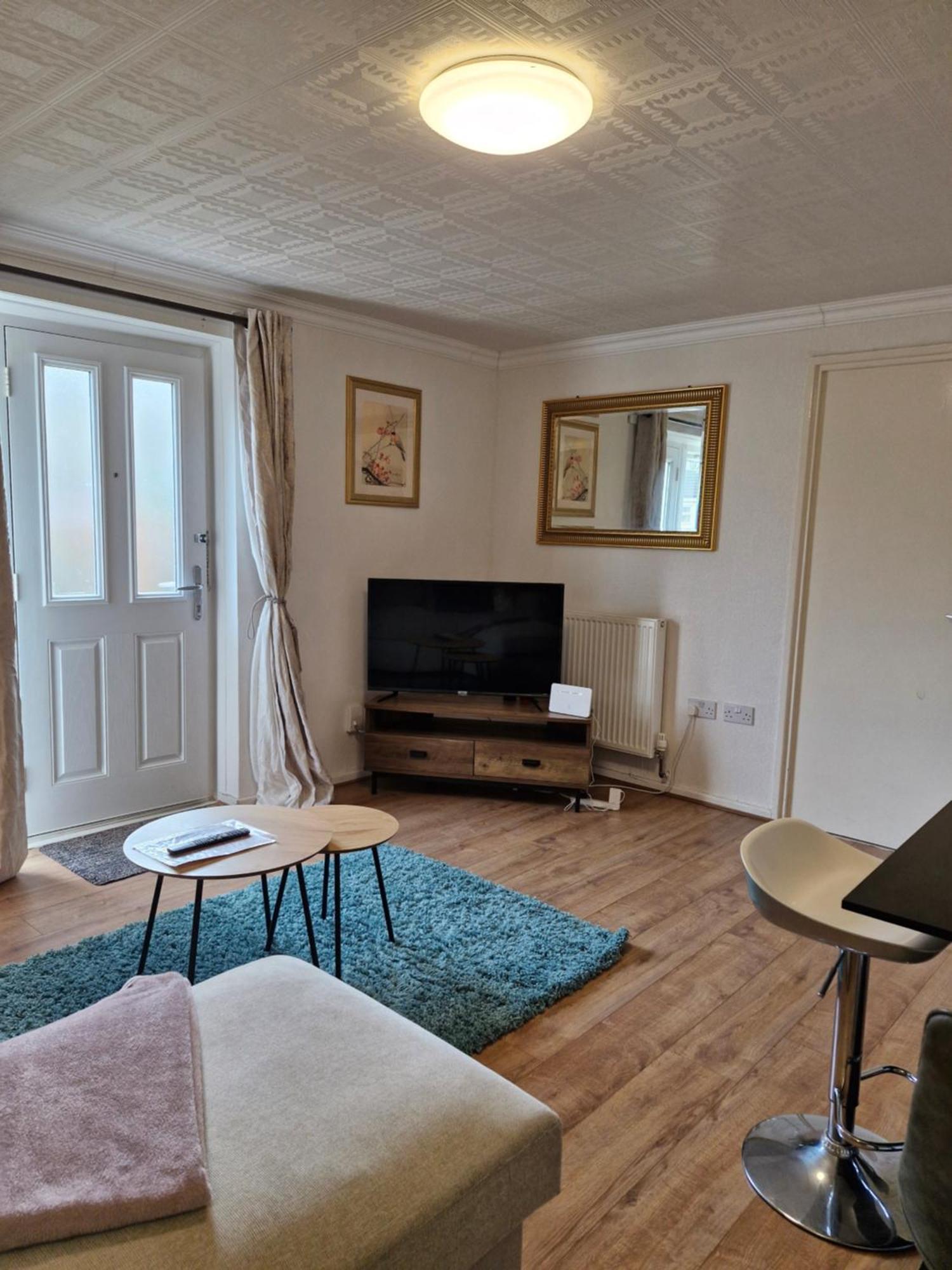 Lovely 2-Bed House In The Heart Of Woodhouse Leeds Leeds  Luaran gambar