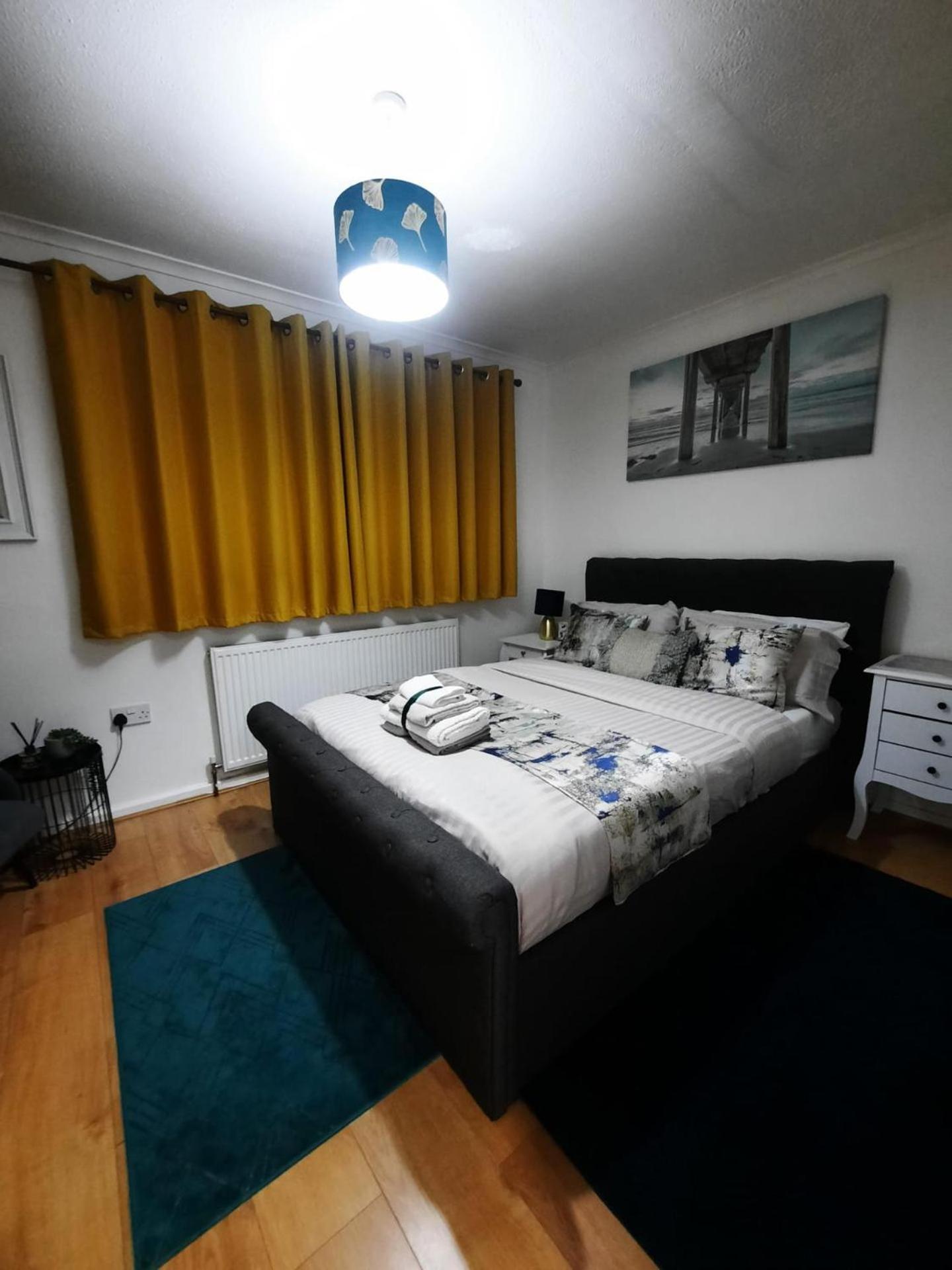 Lovely 2-Bed House In The Heart Of Woodhouse Leeds Leeds  Luaran gambar